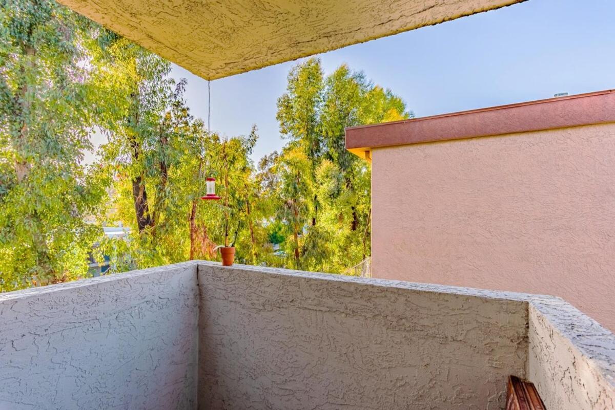 Entire Private 2-bedroom 3 Queen Bed, Pool & Free Parking, Available Now * San Diego